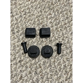 Radyatör Takozu Üst Vw A6 Bm 04- (Oem No: 4F0121276)