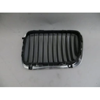 1994-1998 Bmw 3 Serı E36 Sd/Coupe Ön Panjur Sağ Siyah/Nikelaj Çerçeveli (Tyg) (Oem No:51138195152)