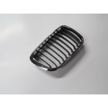 1998-2001 Bmw 3 Serisi Sd- Ön Panjur Sağ Siyah-Nikelaj Çerçeveli (Tw) (Adet) (Oem No:51138208490)