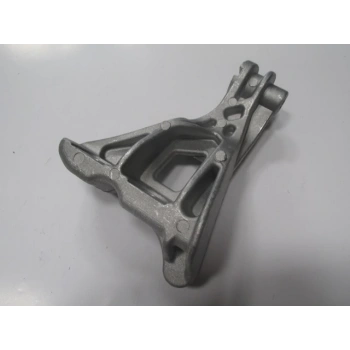 Fıat Albea- 05/13; Şanzuman Takozu Bağlantı Kulağı 1.3Cc (Oem No: 51718985)