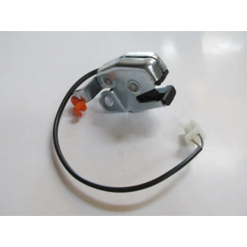 Fıat Doblo- 06/10; Bagaj Kilidi Alt Sol Fişli (Çift Kapı) (Oem No: 51757821)