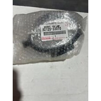 Sis Lamba Kapağı Aurıs 13-15 Krom Sağ (Oem No: 52125-02080)