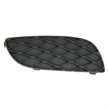 Sis Lamba Kapağı Yarıs 03-06 Sağ (Sis Deliksiz) (Oem No: 52127-0D050)