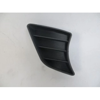 Toyota Hılux- Pıck Up Vıgo- D4D 12/15; Sis Lambası Yan Çerçeve Kapağı Sağ (Casp) (Oem No: 52127-0K030)