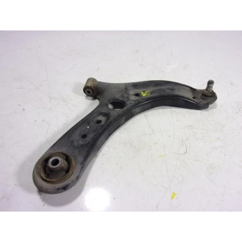 Salıncak Rıo 17Sonrası Burçlu Rotilli Alt Sağ (Oem No: 54501-H8000)