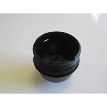 2015-2021 Fıat Doblo Motor Yağ Filtre Kapağı (1.3 Jtd) (Plastik) (Oem No:5650505)