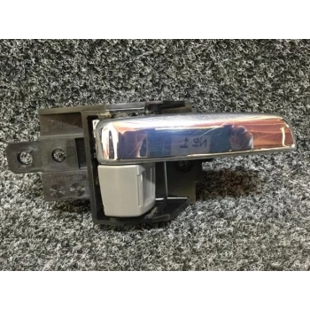 Kapı Kolu L200 15-19 İç Sağ Krom (Oem No: 5716A616Ha)