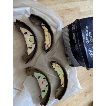 Fren Balatası Arka Pabuç : Gs8441 Kore Santa Fe Benzın-Dızel 2001- (Oem No: 5830526A00)