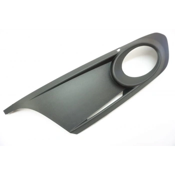 Sıs Far Kapagı Sag Sıs Far Delıklı Vw Jetta Bm 10-15 (Oem No: 5C6853666A9B9)