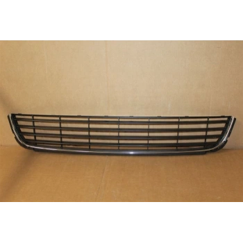 Tampon Izgarası Golf6 09-13 (Nikelajlı ) Orta (Oem No: 5K0853671Ryp)