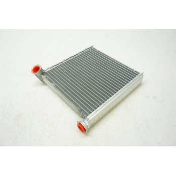 Golf7 Passat Tiguan A3 Leon 2013  Kalorifer Radyatörü 8Fh 351 511 634 (Oem No:5Q0819031)