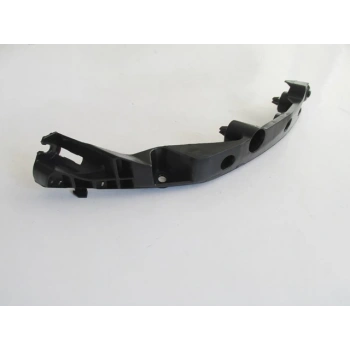 Nıssan Juke- 11/14; Ön Tampon Braketi Sağ Plastik (Tw) (Oem No: 62222-Ba60A)