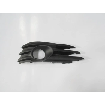Opel Vectra- 06/09; Sis Lamba Kapağı Sağ Sis Delikli (Tw) (Oem No: 6400600)
