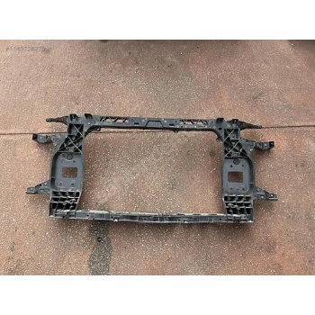 Panel Tucson Ön 21Sonrası (Oem No: 64101-N7000)