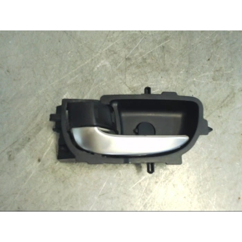 Kapı Kolu Yarıs 12-14 İç Siyah Sol (Oem No: 69206-0D280)