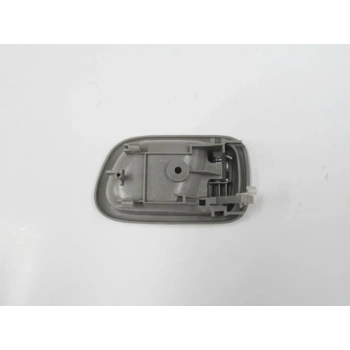 1999-2000 Toyota Corolla Ae111 Ön Kapı İç Açma Kolu Sol (Açık Gri)  (Adet) (Oem No:6920612160)