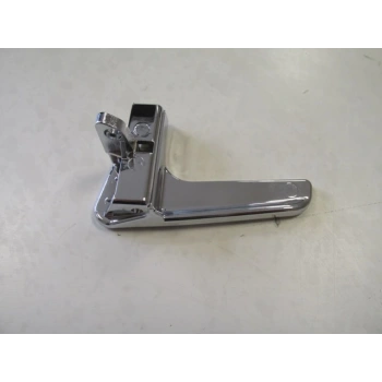 Seat Cordoba- 00/02; Ön Kapı İç Açma Kolu Elceği (Kulbu) Sağ Nikelajlı (Oem No: 6K0837114)