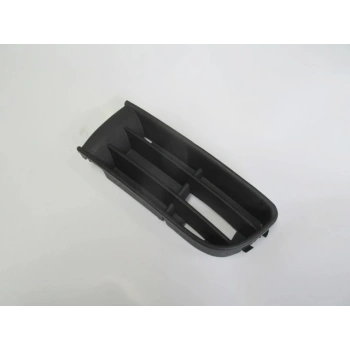 2002-2005 Volkswagen Polo 5 Sis Lamba Kapağı Sol (Sis Deliksiz) (Çift Farlı Tip) (Adet) (Oem No:6Q0853665F)