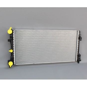 Radyatör Su Polo / Fabıa / Ibıza 10Sonrası Cgpb-Cgpa-Cggb-Cusa-Cusb-Cfwa 1.2-1.4 Tdı Brazıng (Oem No: 6R0121253A/253L)