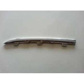 Fıat Lınea- 12/17; Ön Panjur Üst Çıtası Kısa Nikelajlı Sağ (Oem No: 735548053)