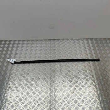 Cam Sıyırıcı Corolla 19-21 Arka Ön Sağ (Oem No: 75710-02490)