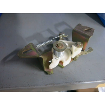 Motor Kaput Kilidi R12 7700505159 (Oem No: 7700505159)