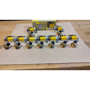 Müşür Fan R9 / 11 / 19 / 21 / Clıo / Kangoo / Laguna I-Iı / Megane I-Iı / Master / Movano 82-92°C Oval Soketli (Oem No: 7700782503)