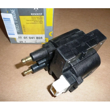 Ateşleme Bobini Megane I 96-03 1.6 8V / Laguna I 93-01 2.0 16V / Safrane 96-00 2.0 16V / Volvo 95-03 1.6 16V-1.8 16V-2.0 / Beyaz Soket K7M-N7Q-B4164S (Oem No: 7701041608)