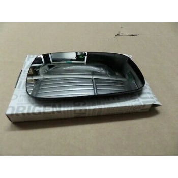 Ayna Camı Isıtmalı Renault Megane Iı/Scenıc Iı/Clıo Iıı Bm 03- (Oem No: 7701054753)