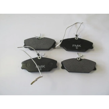 1994-1999 Renault Laguna Ön Fren Balatası (2 Kablolu)(Disk) (133X55,3X18) (Fmk) (Adet) (Oem No:7701203730)