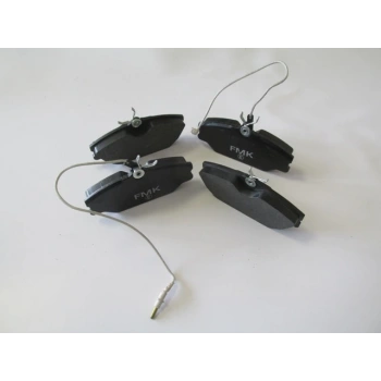 1999-2001 Renault Laguna Ön Fren Balatası (2 Kablolu)(Disk) (133X55,3X18) (Fmk) (Adet) (Oem No:7701203730)