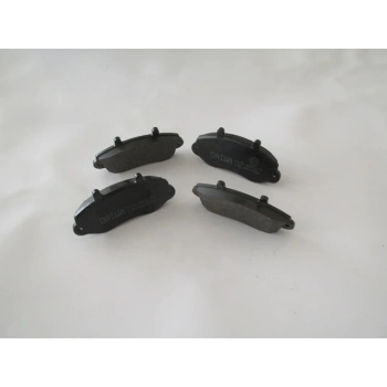 Opel Movano- 04/06; Ön Fren Balatası 1,9/2,2/2,5/2,8 (Disk)(138,8X66X17) (Bramax) (Oem No: 7701205294)