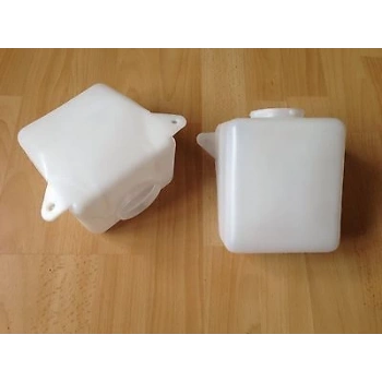 Su Fiskiye Deposu R12 / Dacia (Oem No: 7704000003)