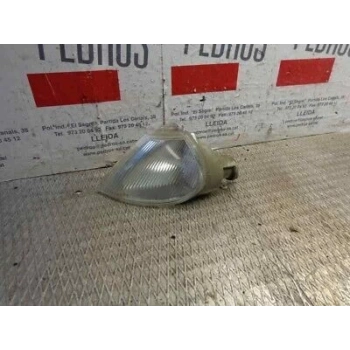 Sınyal Lambası Sag Duylu Renault Laguna I Bm 95- (Oem No: 7711130007)