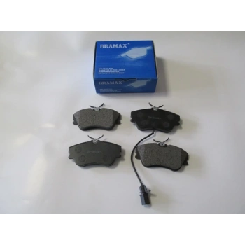 1996-2001 Volkswagen Transporter T4 Ön Fren Balatası 1,9-2.4-2,5 (1 Kablolu)(Disk)128X65,8X18)Bramax) (Adet) (Oem No:7D0698151B)