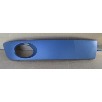 Sis Lamba Kapağı Transporter Transporter T6 10-14 (Sis Delikli) Sağ (Oem No: 7E0807490A7G9)