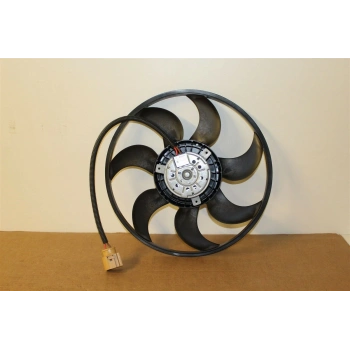 Fan Motoru Sol (8Ew 351 150-334) (420 Mm) Vw Transporter T5Axb-Axd-Axe 1,9 Tdı-2,5 Tdı 04- (Oem No: 7H0959455A)