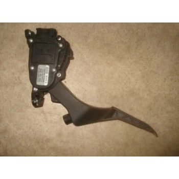 Gaz Pedalı Transporter Transporter T5/ Transporter T6 04Sonrası Axb-Axd-Caaa-Caab-Caac 1.9 Tdi-2.0 Tdi-2.5 Tdi (Oem No: 7H1721503K)