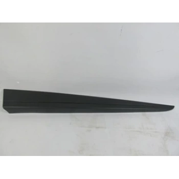 Renault Clıo- 4- Hb- 13/16; Ön Kapı Bandı Sağ (Nikelaj Takılmayan Tip) (Oem No: 801865598R)