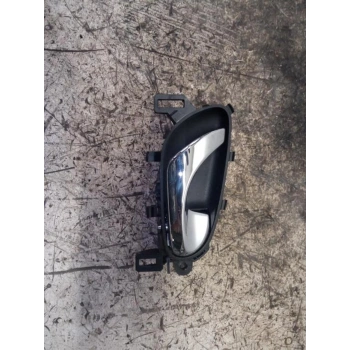 Kapı İç  Açma Kolu Sağ Japon Qashqaı Bm 14-20 (Oem No: 80670-4Ea0B)