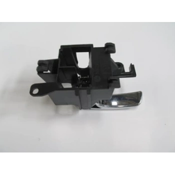 Nıssan Pıck Up- Navara- 06/14; Ön Kapı İç Açma Kolu Sağ (Elceği Nikelajlı) (Euro Body) (Oem No: 80670-4X02B)