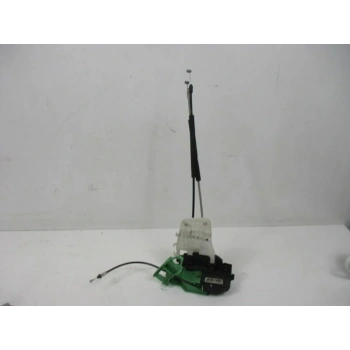 Kapı Kilidi Arka İç  : Sağ Kore I30 Benzın-Dızel 2007-2012 (Oem No: 814202L000)