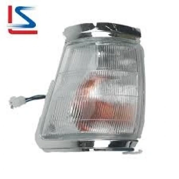 Hilux Ln145 98 01 Sinyal Lambası Sağ Nıkelajlı (Krom) P21W W5W (Duy+Ampul) (Oem No:8151135150)