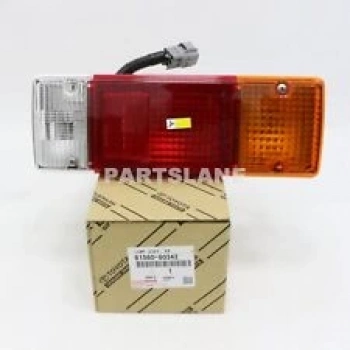 Stop Lambası Yarıs  99-02 Sağ (Oem No: 81560-52120)