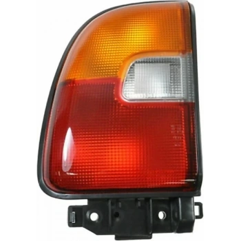 Stop Lambası Sol Japon Rav4 (A1) Benzin 95-97 (Oem No: 81561-42010)