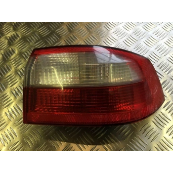 Stop Lambası Sag Unıt..Ece. Renault Laguna I Bm 01-04 (Oem No: 8200002474)