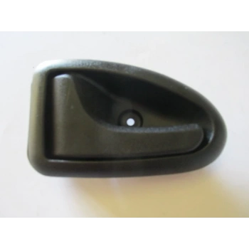 1998-1999 Renault Megane Ön Kapı İç Açma Kolu Sol Siyah Oem No: 8200028994