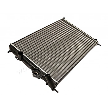 Su Radyatörü Renault Megane I/Scenıc I 1.4-1.6-2.0I 16V 96- (Oem No: 8200189286)