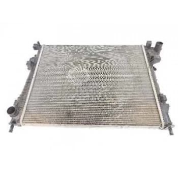Radyatör Su Trafıc Iı 06-14 / Vıvaro 06-14 / 2.0 Dcı M-T Brazıng (Oem No: 8200411166)