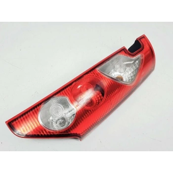 Stop Lambası Kangoo 08-12 Duysuz Sağ (Tek Kapı) Sağ (Oem No: 8200419945)